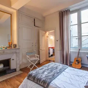 Privee En Hyper-centre De Séjour chez l'habitant